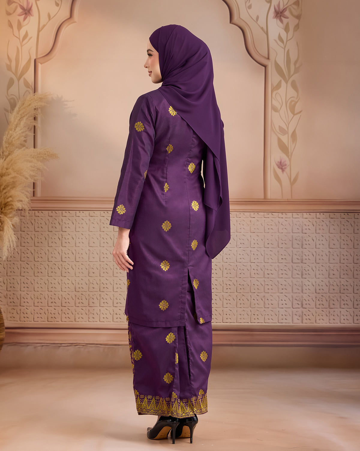 KURUNG LAYLA (MODEN) | PURPLE MANGGIS - GOLD