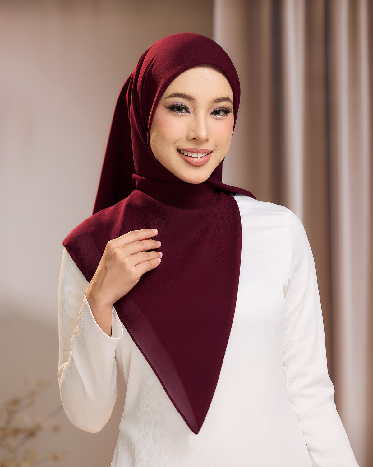 AYU BAWAL - BURGUNDY | LIGHTWEIGHT SQUARE BAWAL