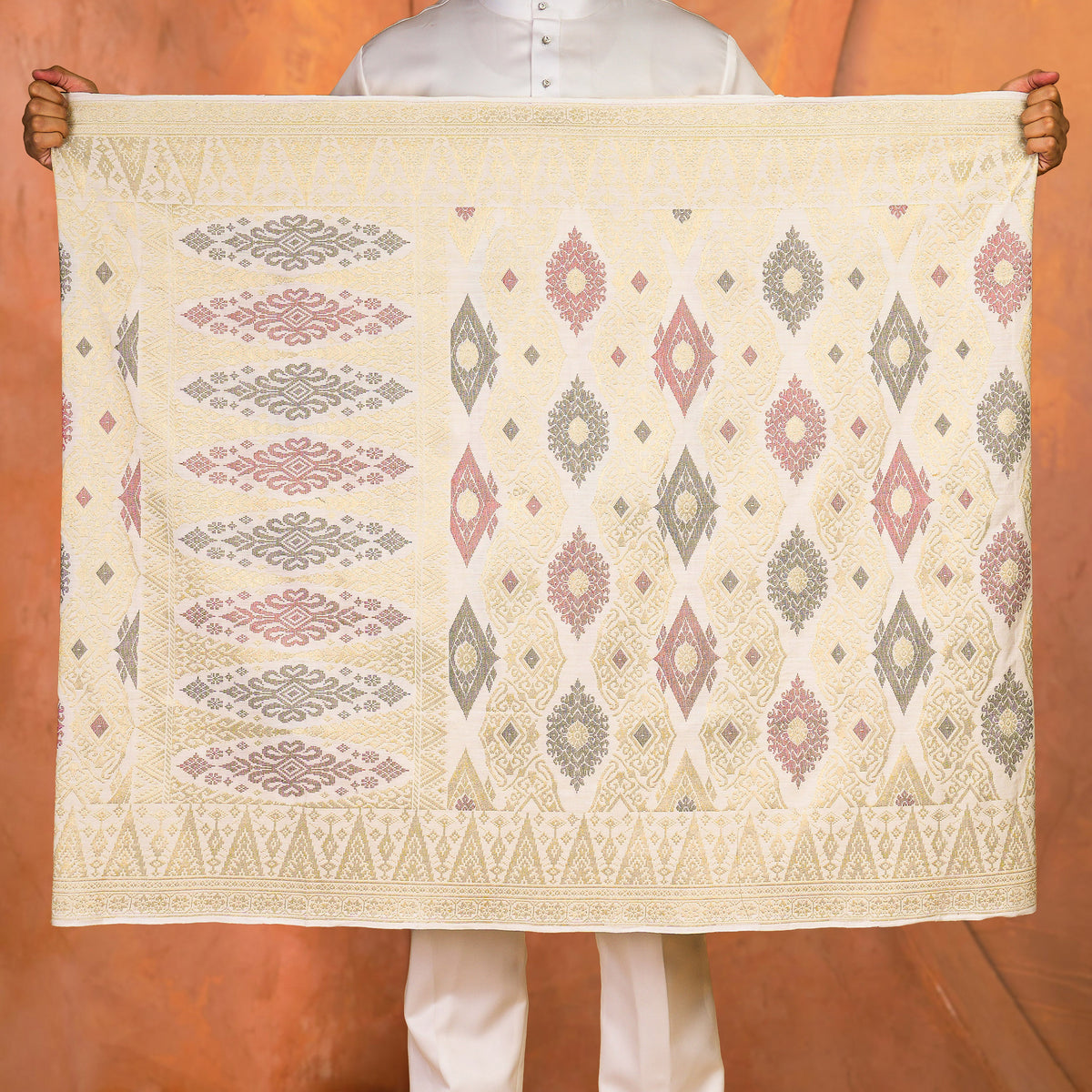 OFF WHITE GOLD - MIX | Royal Handmade