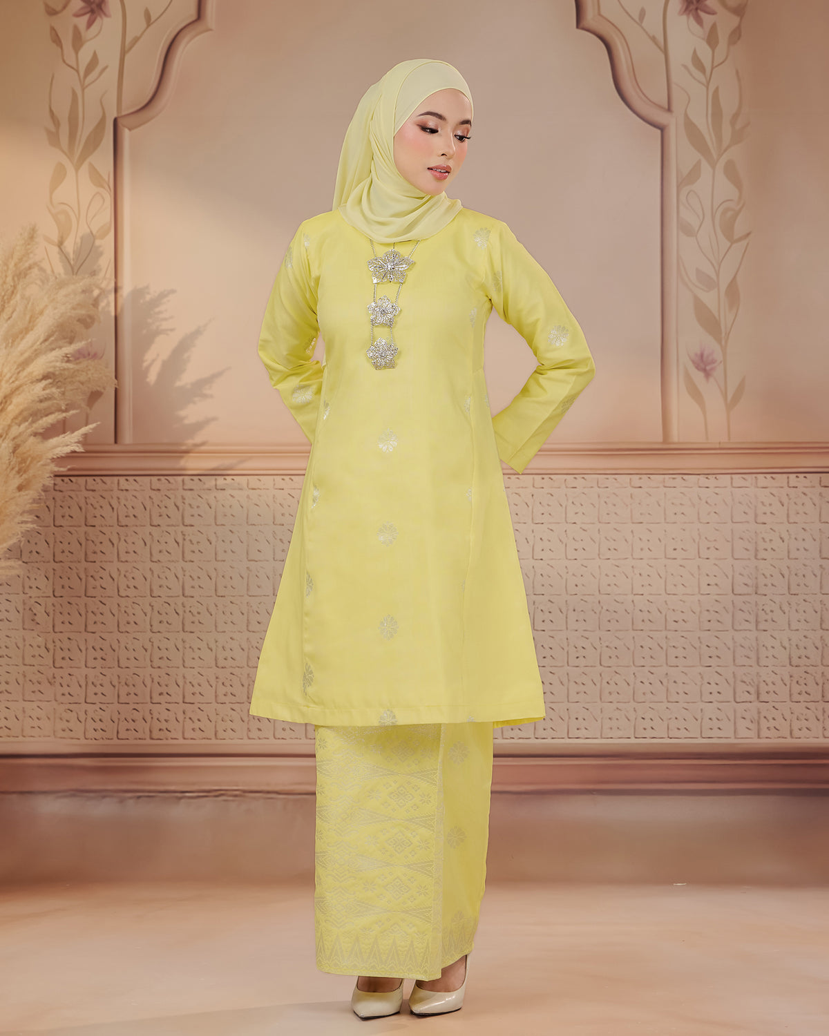 KURUNG SURAYA(PESAK GANTUNG) | SOFT YELLOW - SILVER