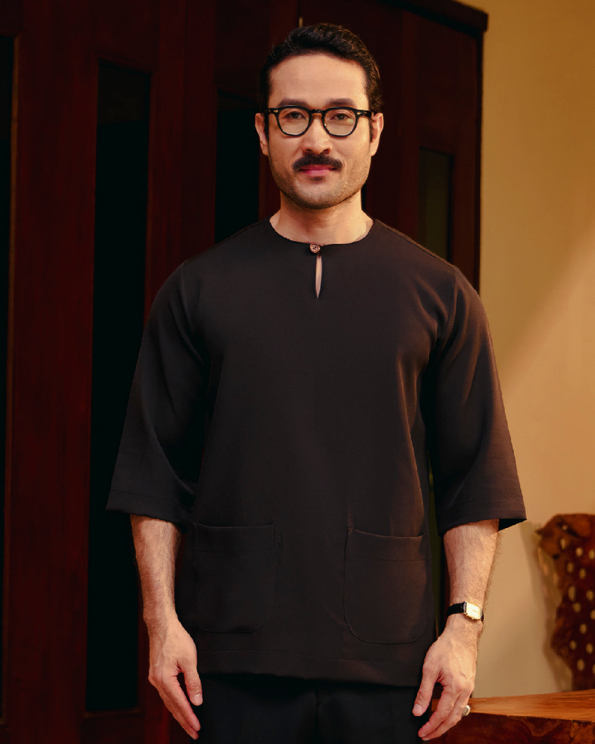 KURTA LAKSAMANA (PLAIN) FRONT POCKET - BLACK