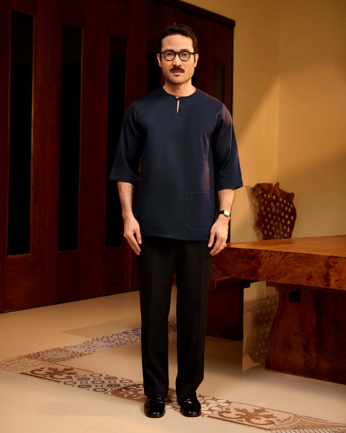 KURTA LAKSAMANA (PLAIN) FRONT POCKET - NAVY BLUE