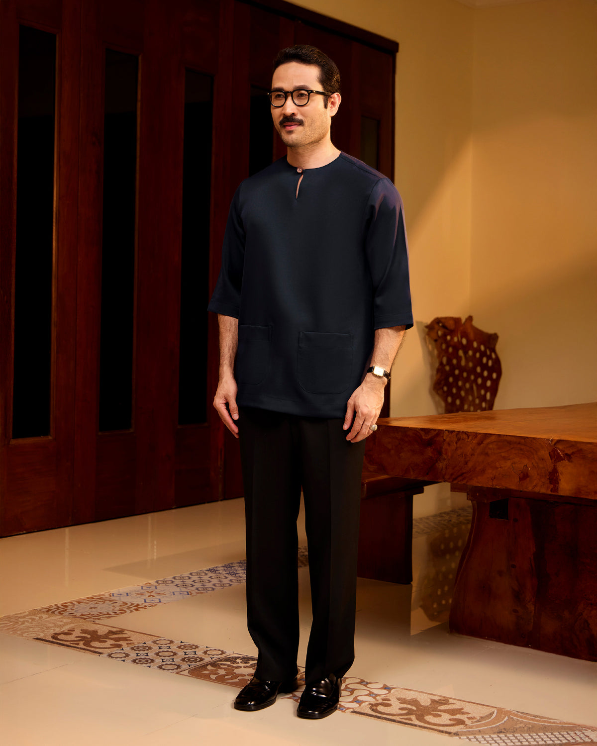 KURTA LAKSAMANA (PLAIN) FRONT POCKET - NAVY BLUE