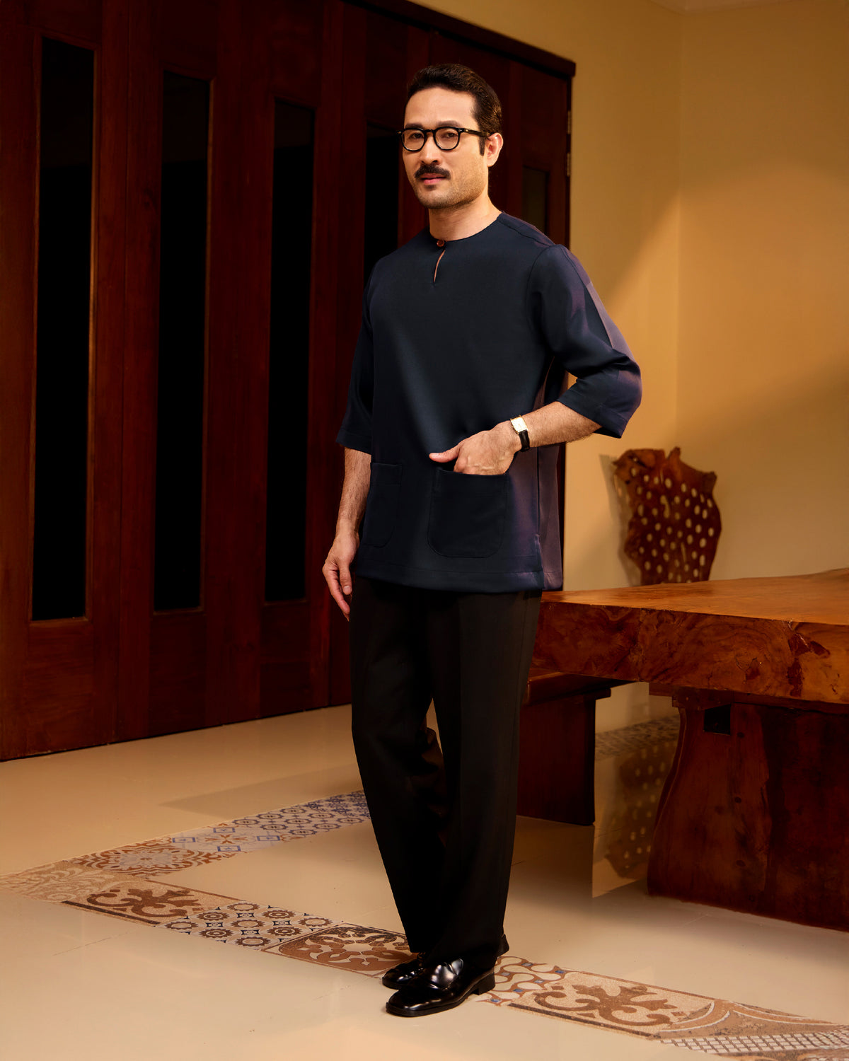 KURTA LAKSAMANA (PLAIN) FRONT POCKET - NAVY BLUE