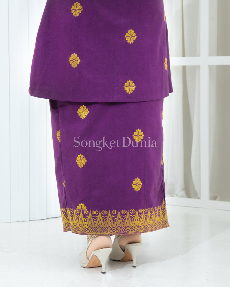 PURPLE MANGGIS - GOLD | Kurung Anggun - Kebaya