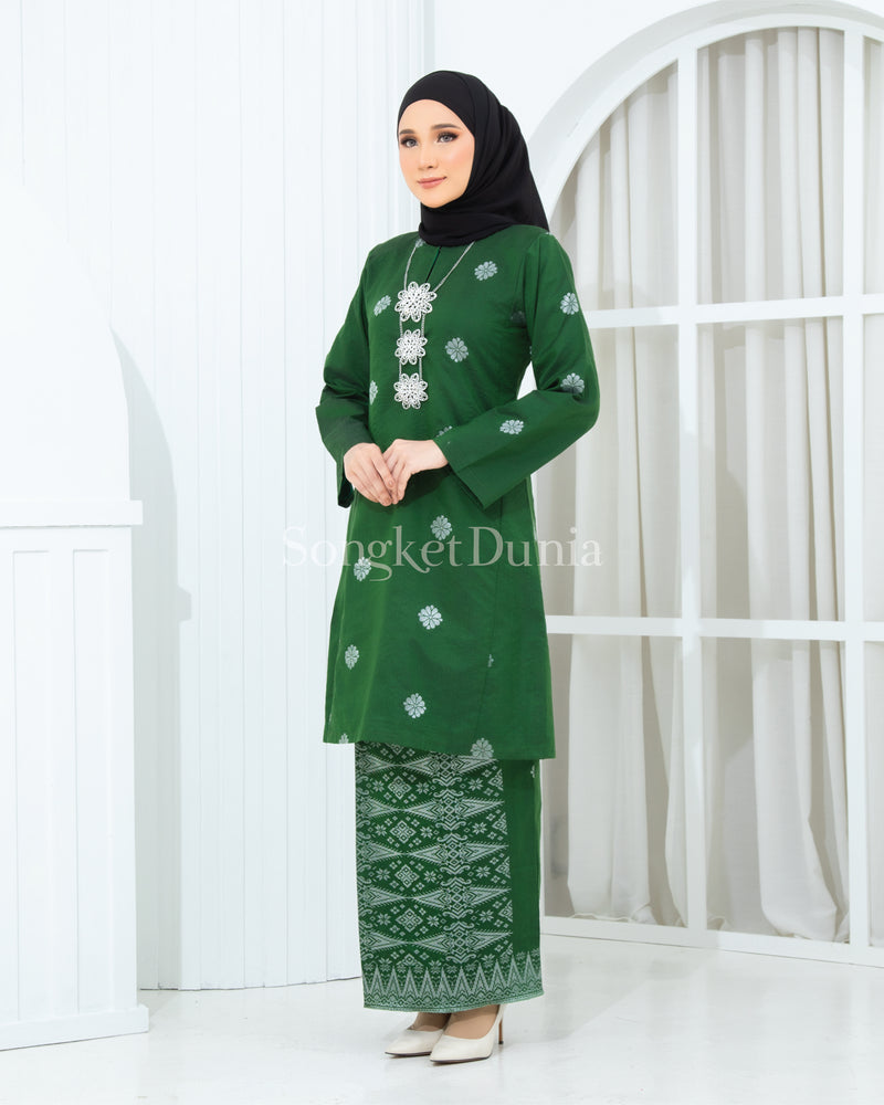 GREEN - SILVER | Kurung Suraya - Pesak Gantung