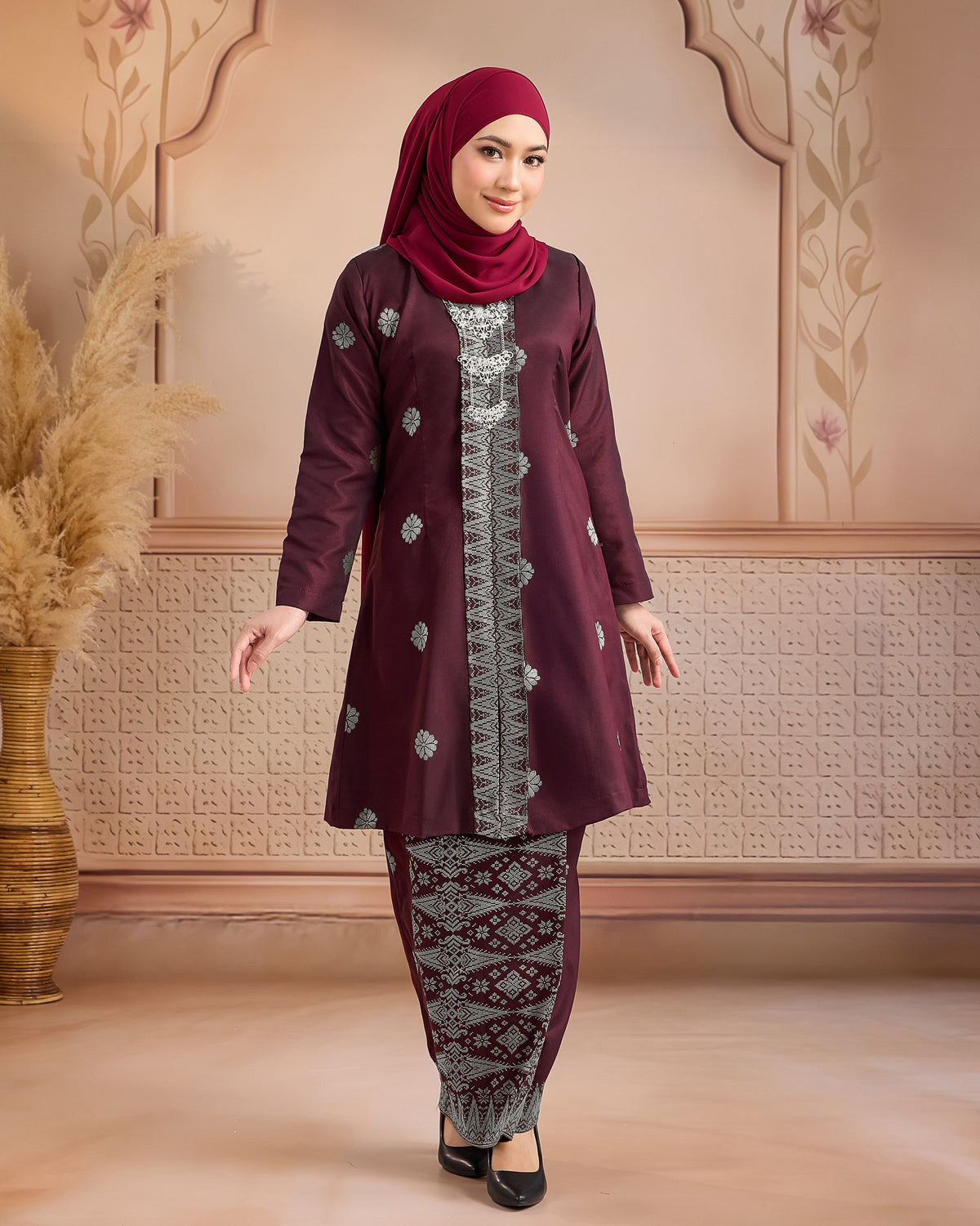 KURUNG ANGGUN (KEBAYA) | BURGUNDY - SILVER