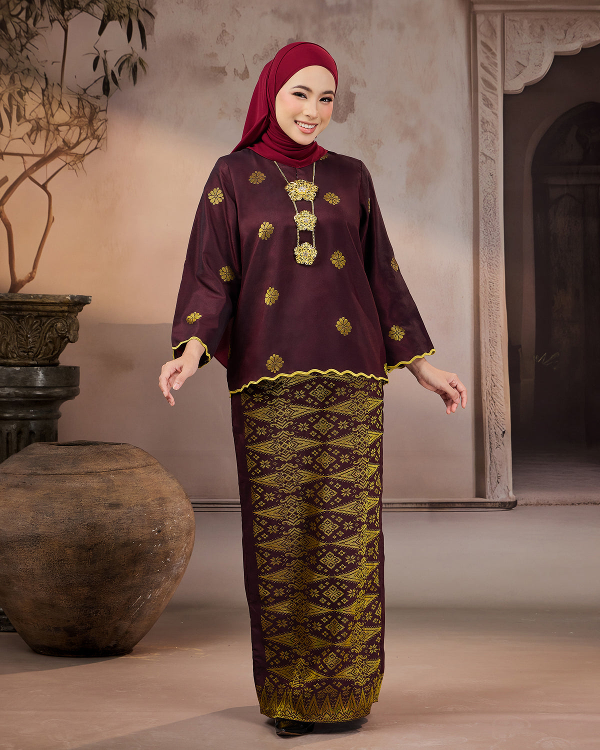KURUNG RATNA (KEDAH SULAM) | BURGUNDY - GOLD