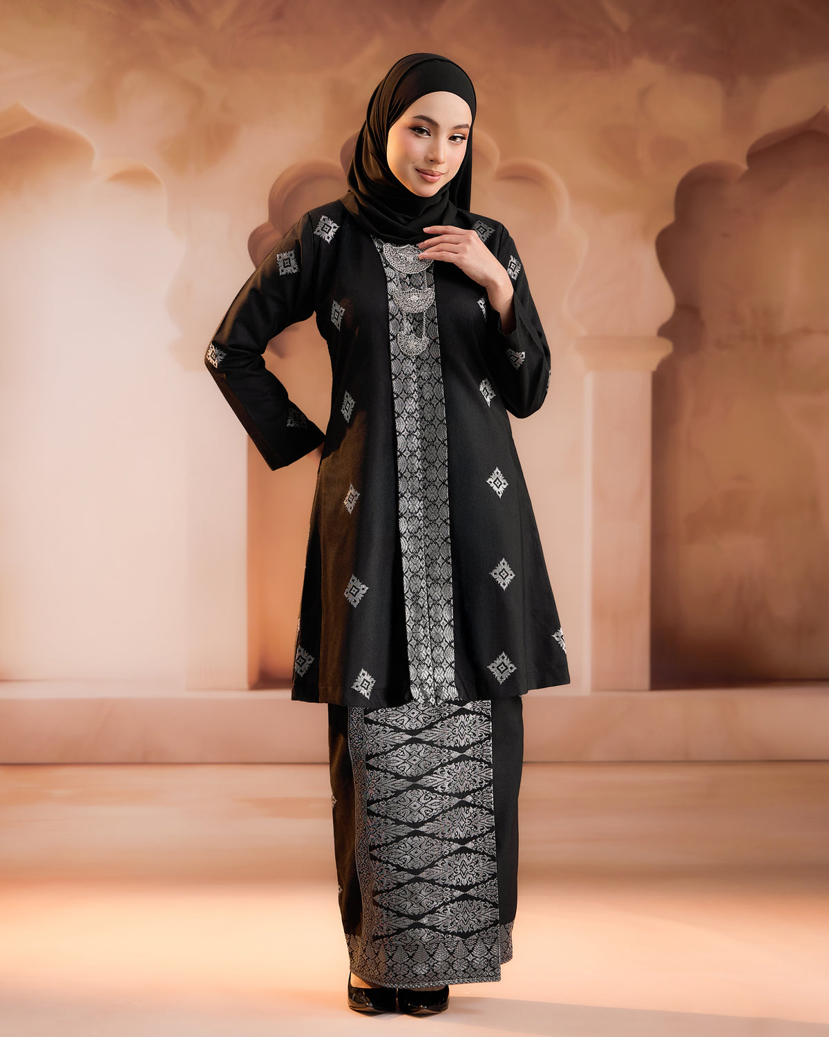 KURUNG NILAMSARI (KEBAYA) RTW | BLACK SILVER