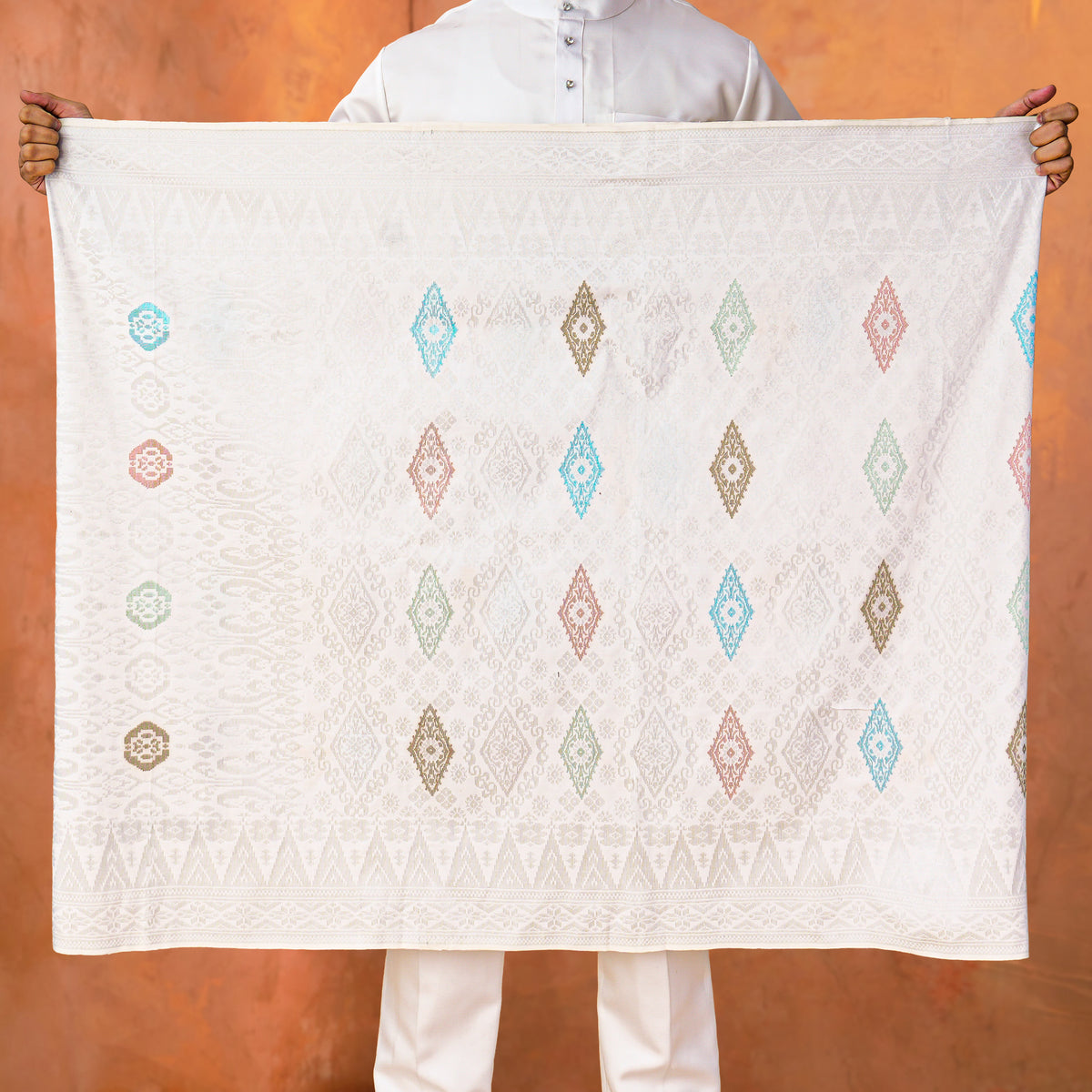 OFF WHITE SILVER - MIX | Dato' Handmade
