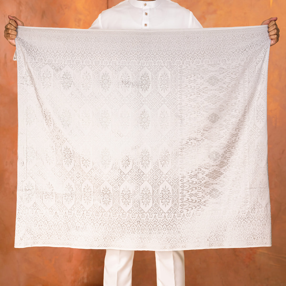 OFF WHITE SILVER | Exclusive Handmade (EX129)