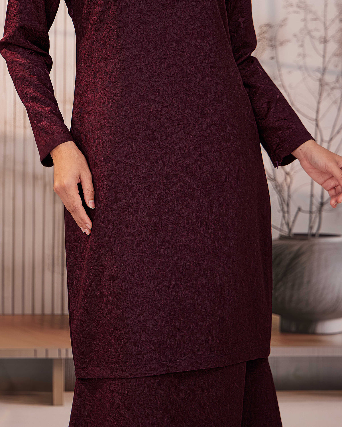 KURUNG ORKED (Moden) - Burgundy | Soft Premium Brocade