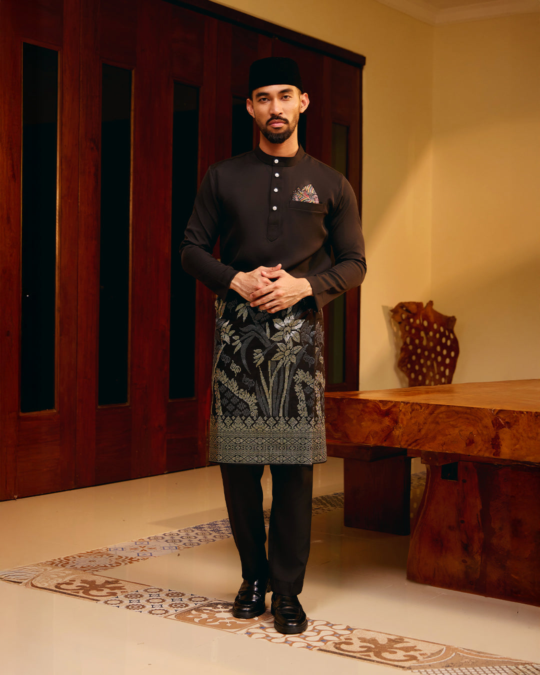 BAJU MELAYU MEGAT (CEKAK MUSANG) - BLACK (Baju Melayu ONLY)