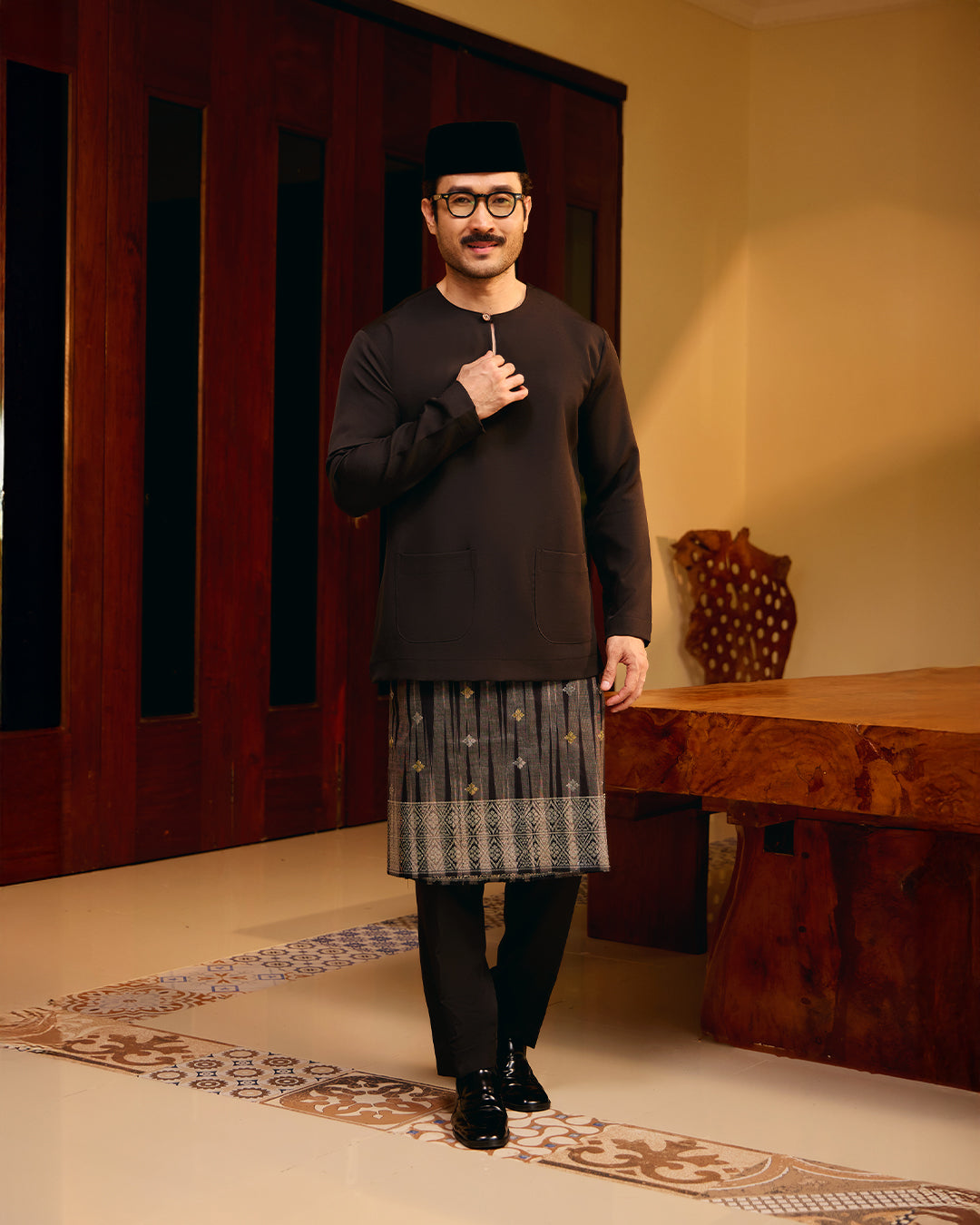 BAJU MELAYU PUTRA (TELUK BELANGA) - BLACK (Baju Melayu ONLY)