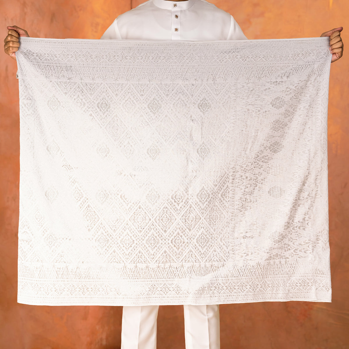 OFF WHITE SILVER | Exclusive Handmade (EX130)