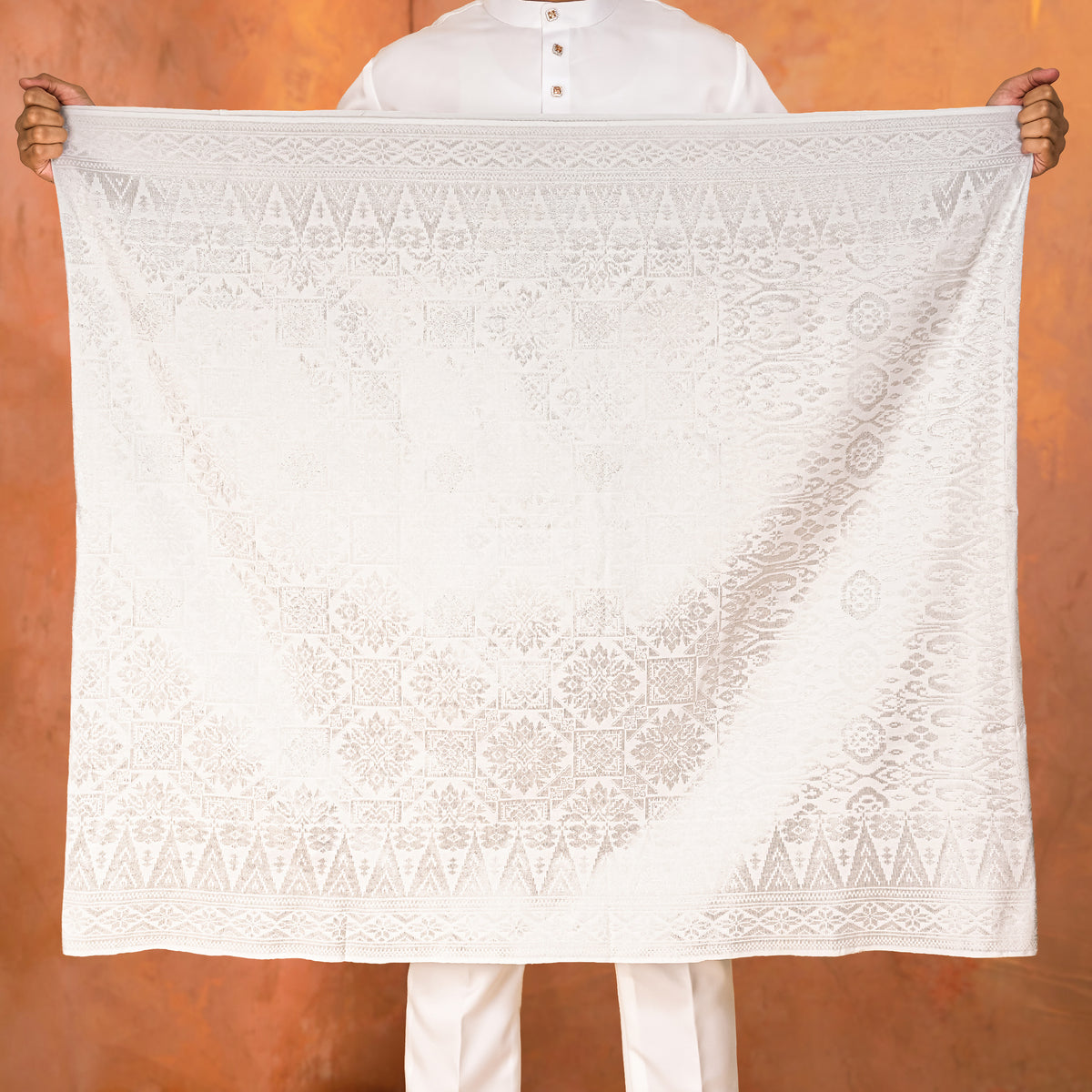 OFF WHITE SILVER | Exclusive Handmade (EX131)