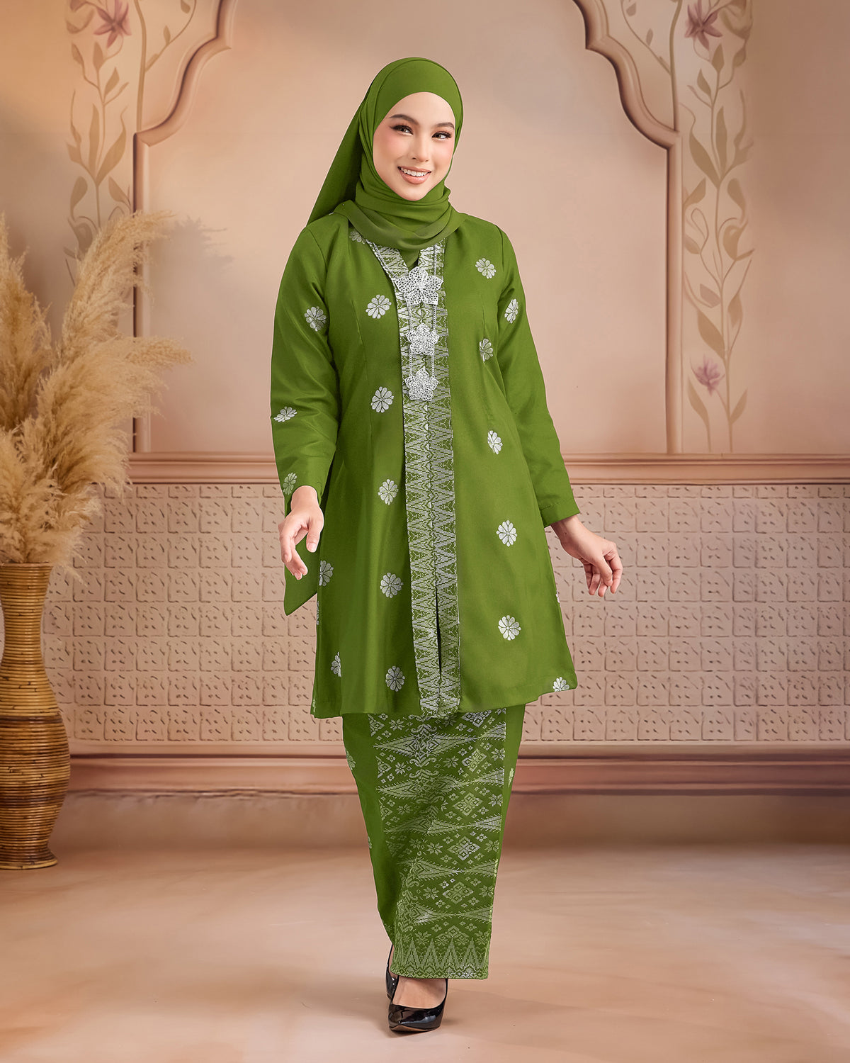 KURUNG ANGGUN (KEBAYA) | OLIVE GREEN - SILVER