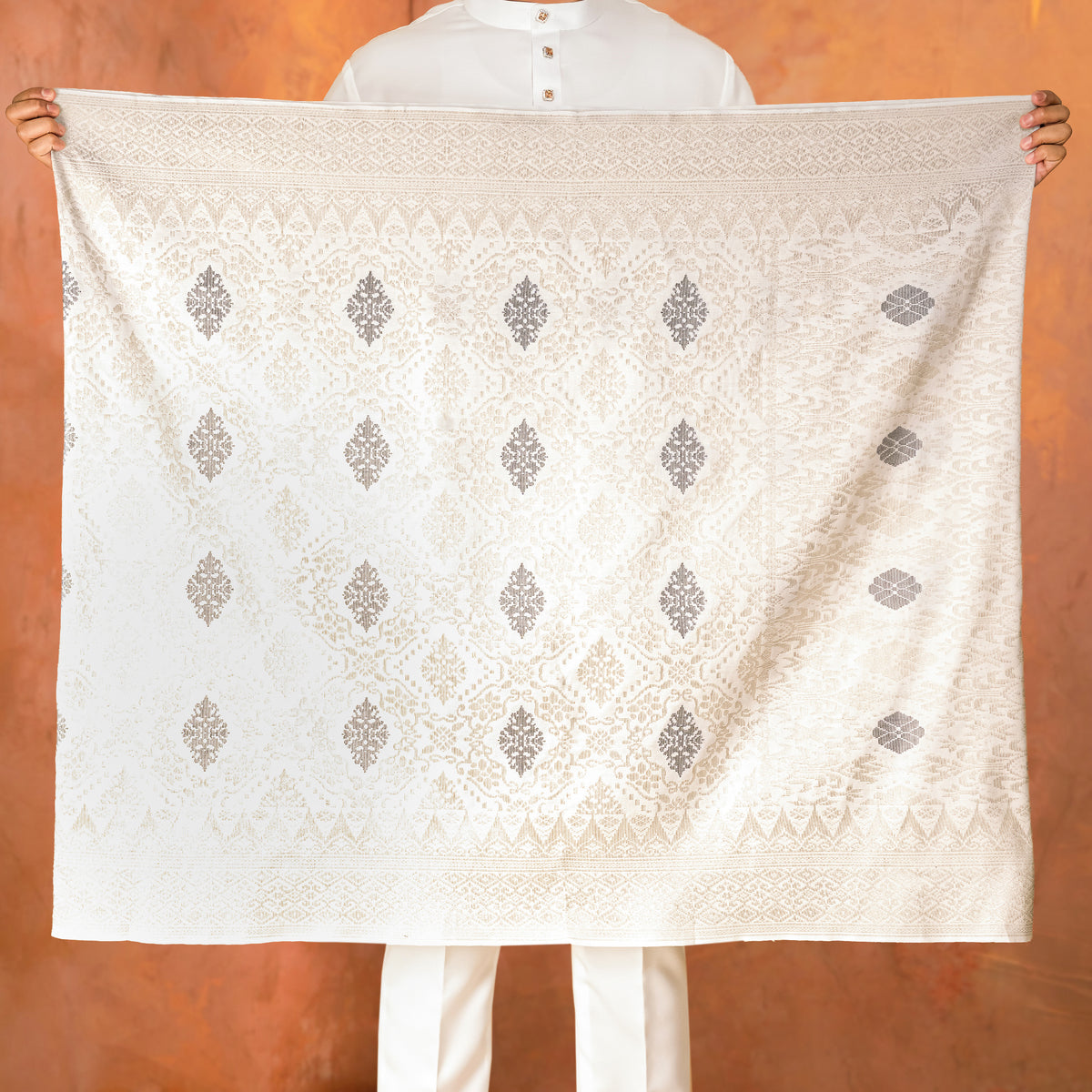 OFF WHITE SILVER - GREY | Dato' Handmade (DT138)