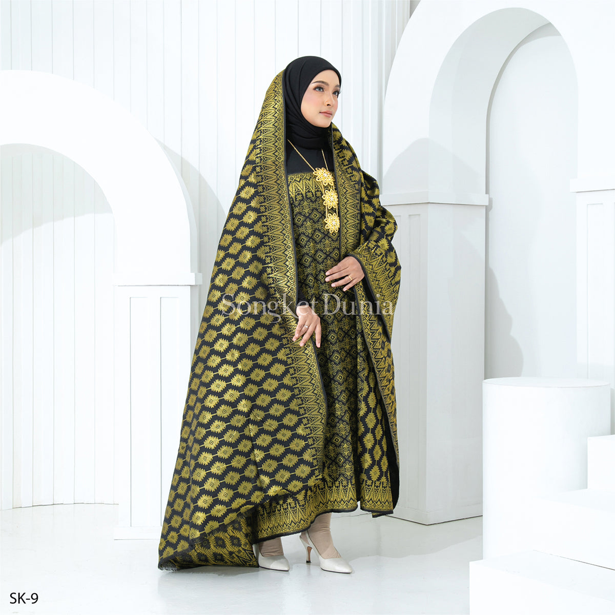 BLACK - GOLD (SK-7) | SEROJA