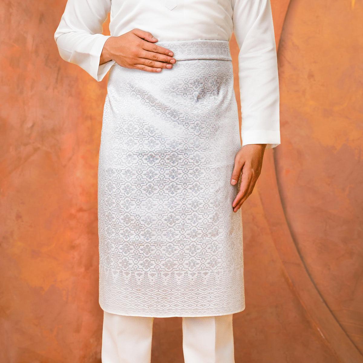 OFF WHITE SILVER | Dato' Handmade