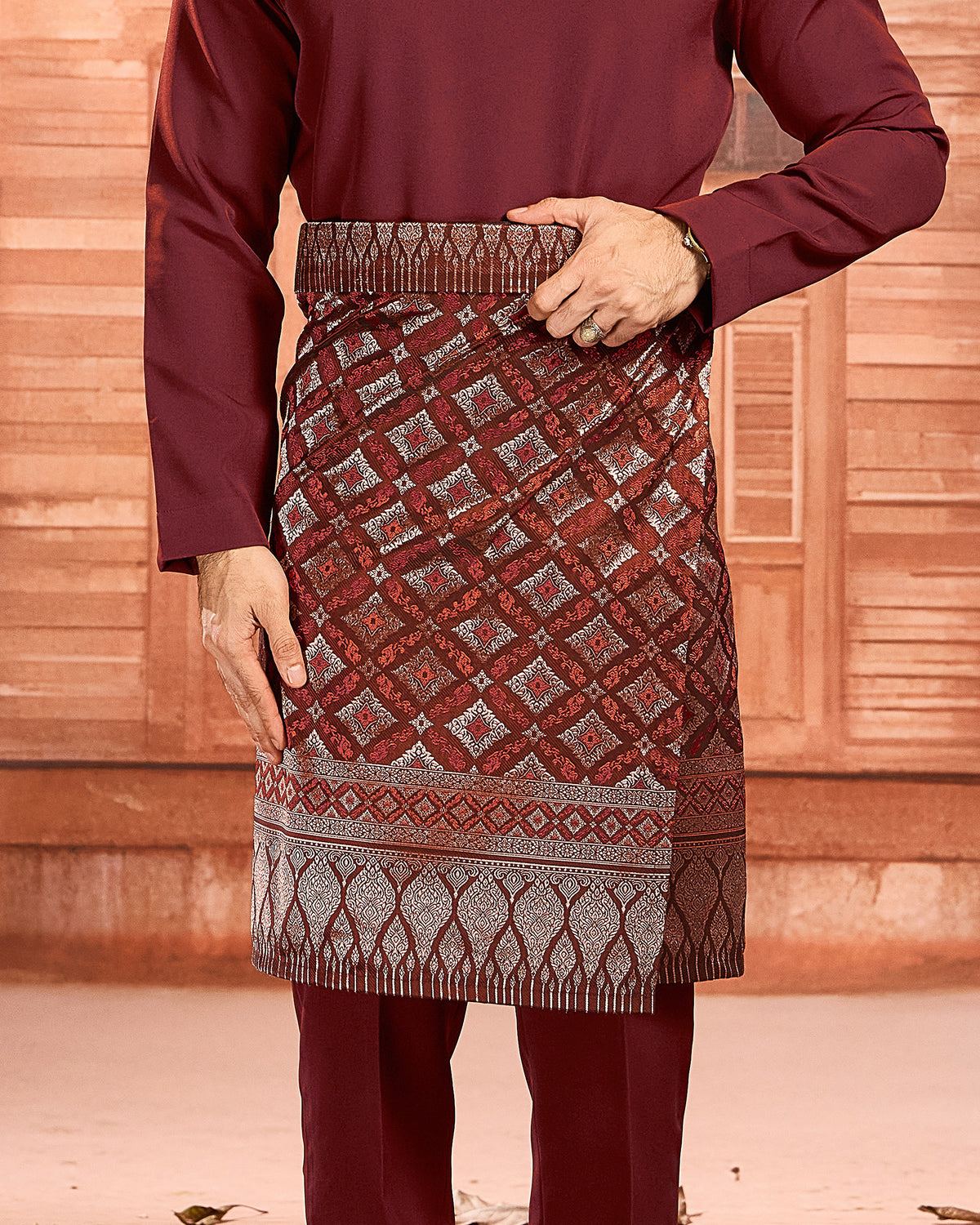 SAMPIN RA'JAH (ADULT) - BURGUNDY/MAROON (RJ04)