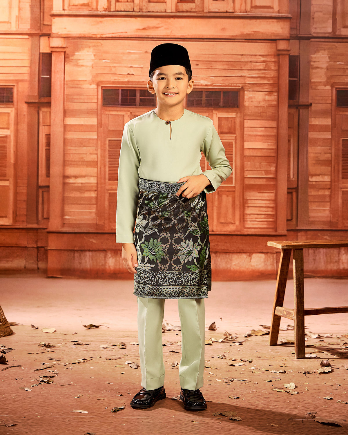 SAMPIN TUNJUNG (KIDS) - BLACK GOLD/GREEN (TJ03)