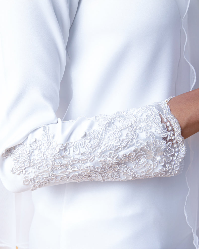ALYA KURUNG ( WHITE)