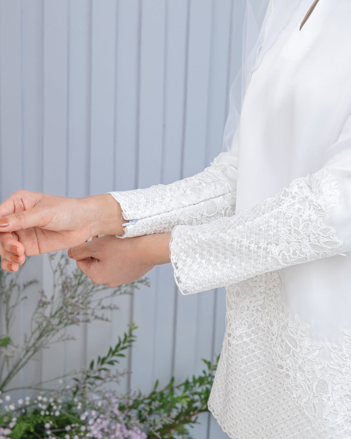 AMANI COUPLE SET (OFF WHITE)