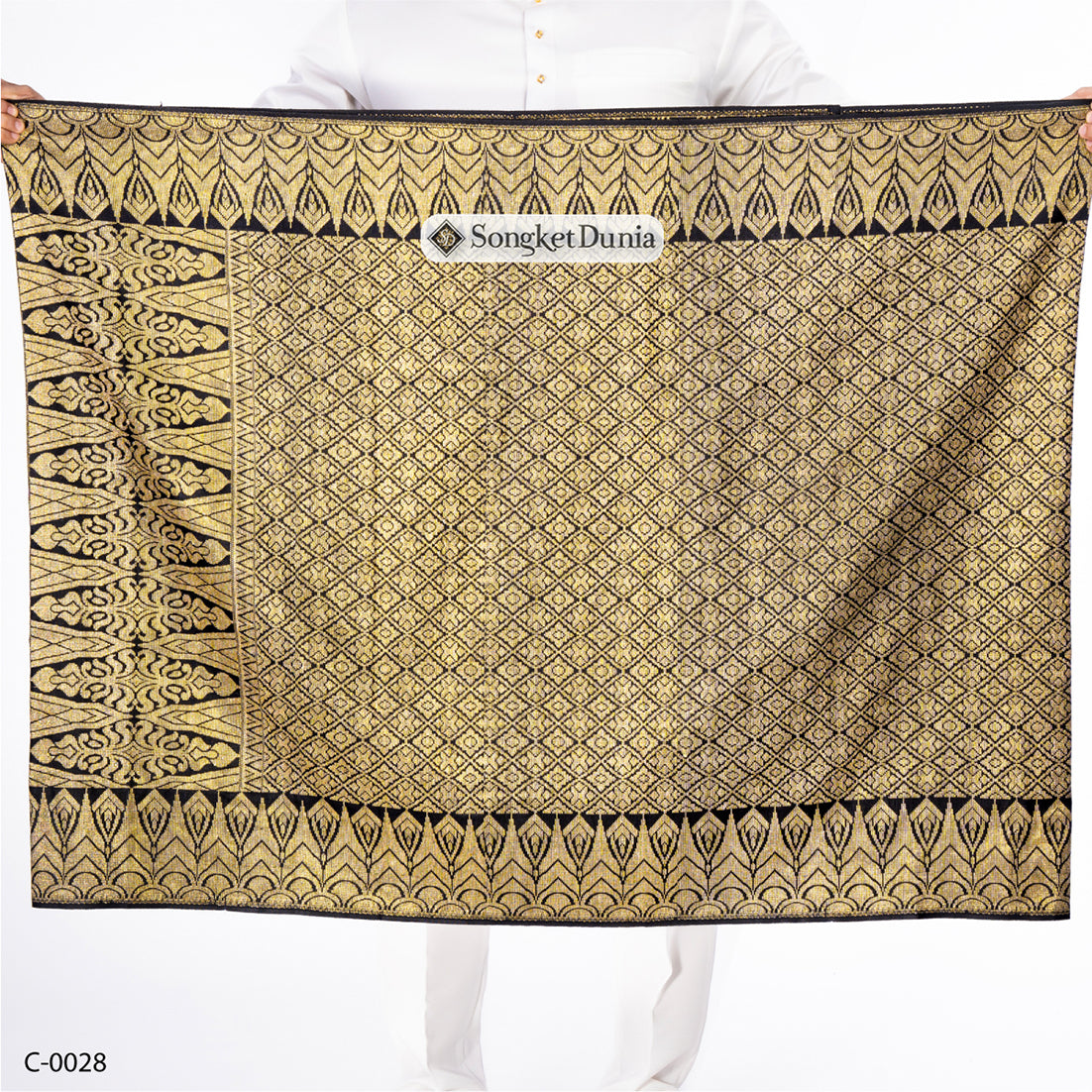 BLACK - GOLD (C-0028) | Classic