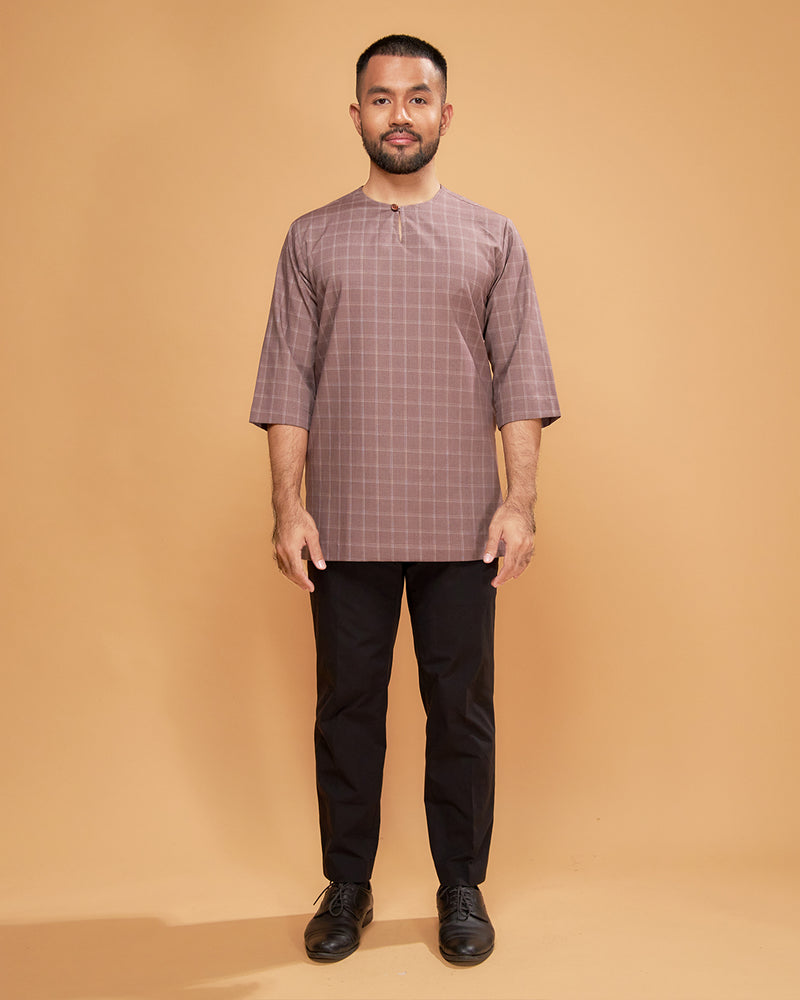 KURTA JEBAT (Checked) - BROWN