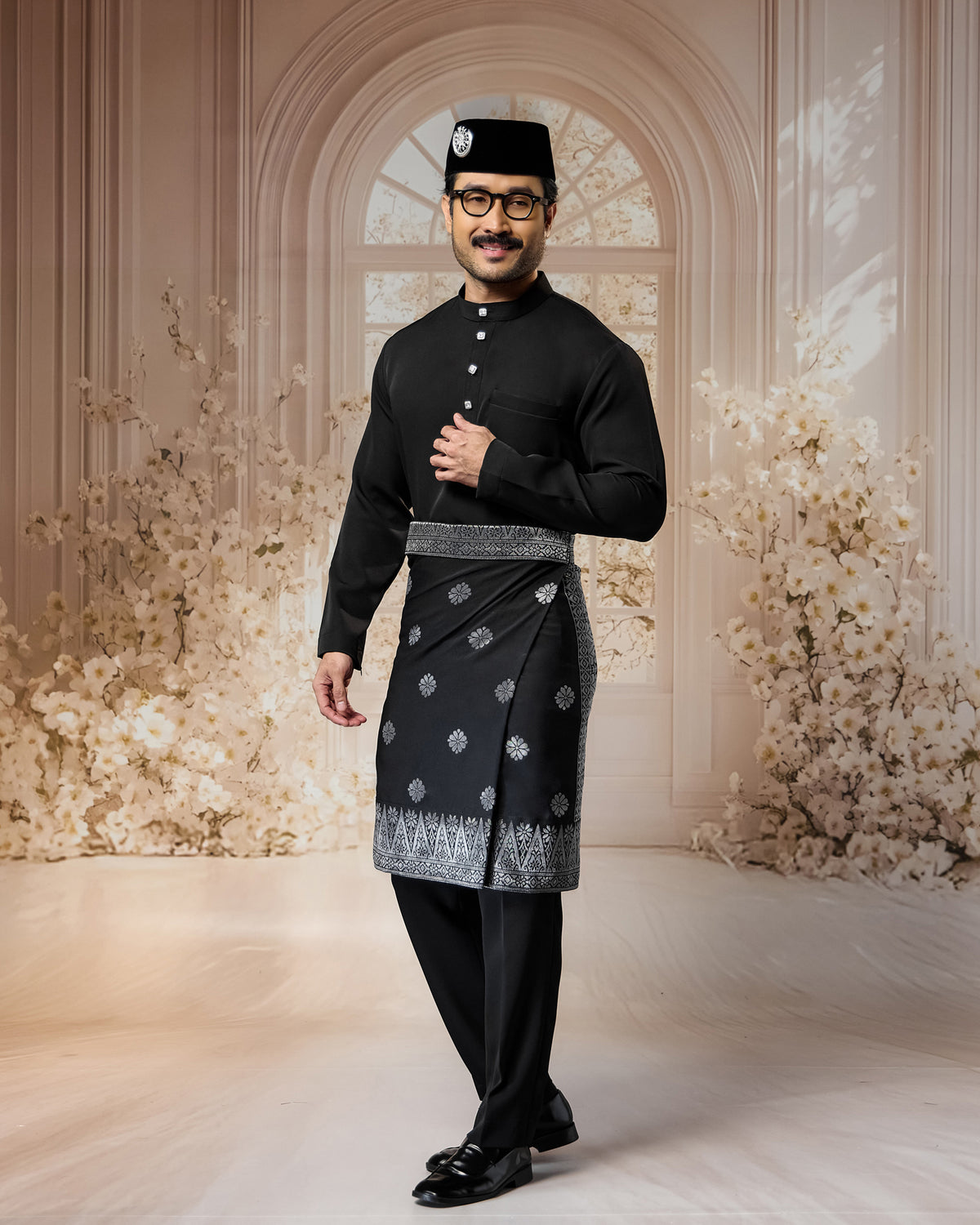 SAMPIN SETIAWAN- BLACK SILVER (ST02)