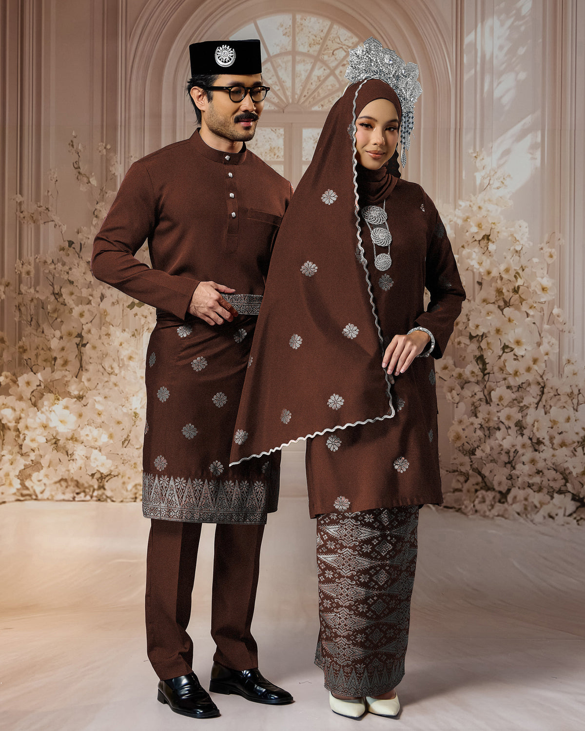 SEJIWHA SET C - BAJU MELAYU CEKAK MUSANG & KURUNG LAYLA | BROWN SILVER