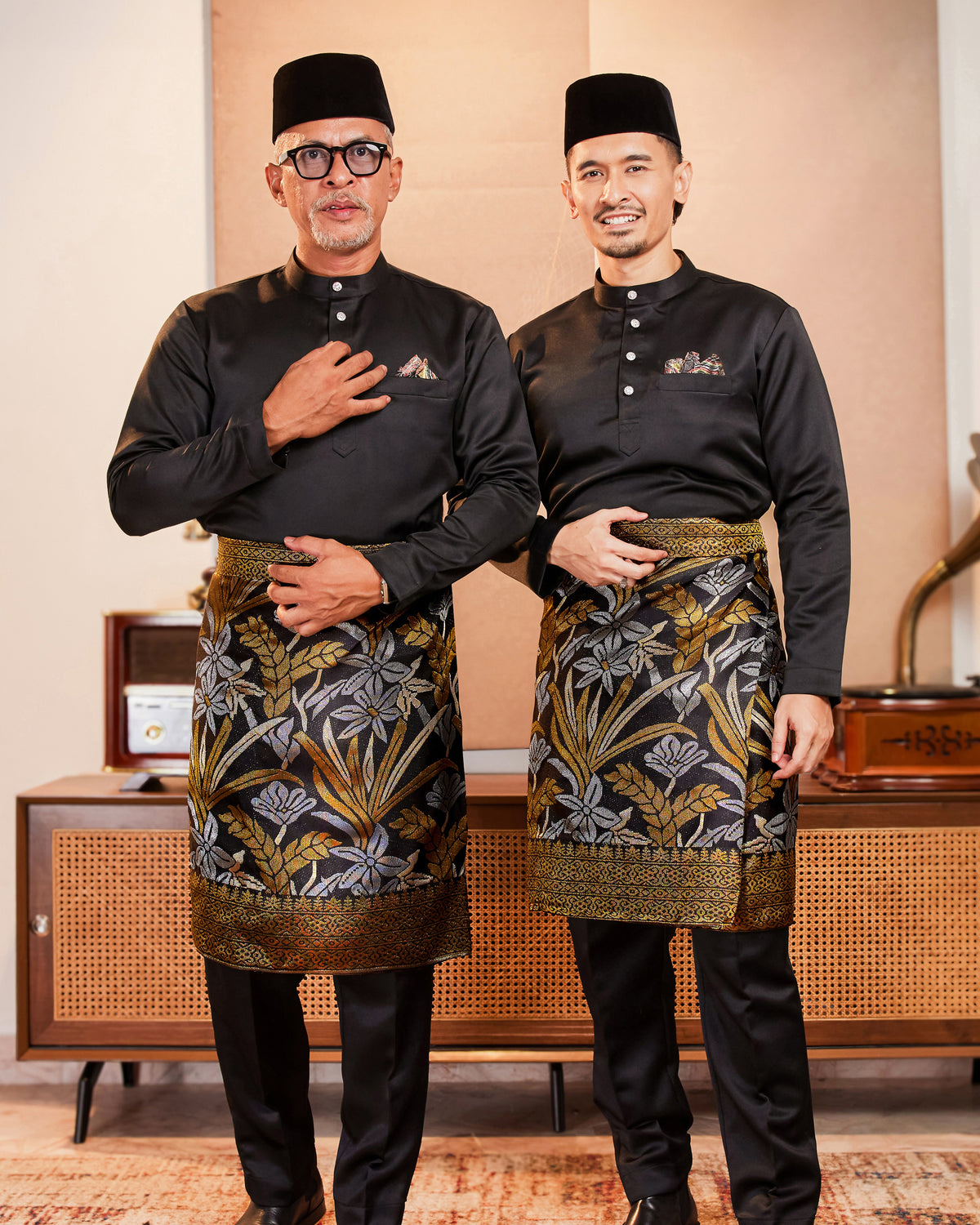 INSTANT MAJESTIC | Black Gold/Silver (SV110)