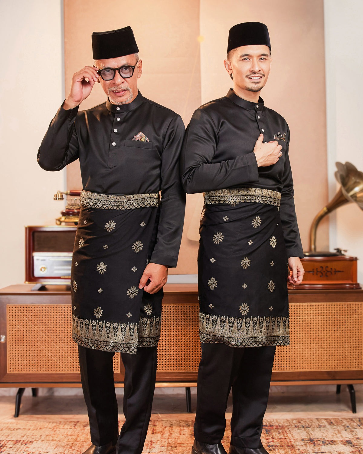 INSTANT SIGNATURE | Black Gold (SC117)