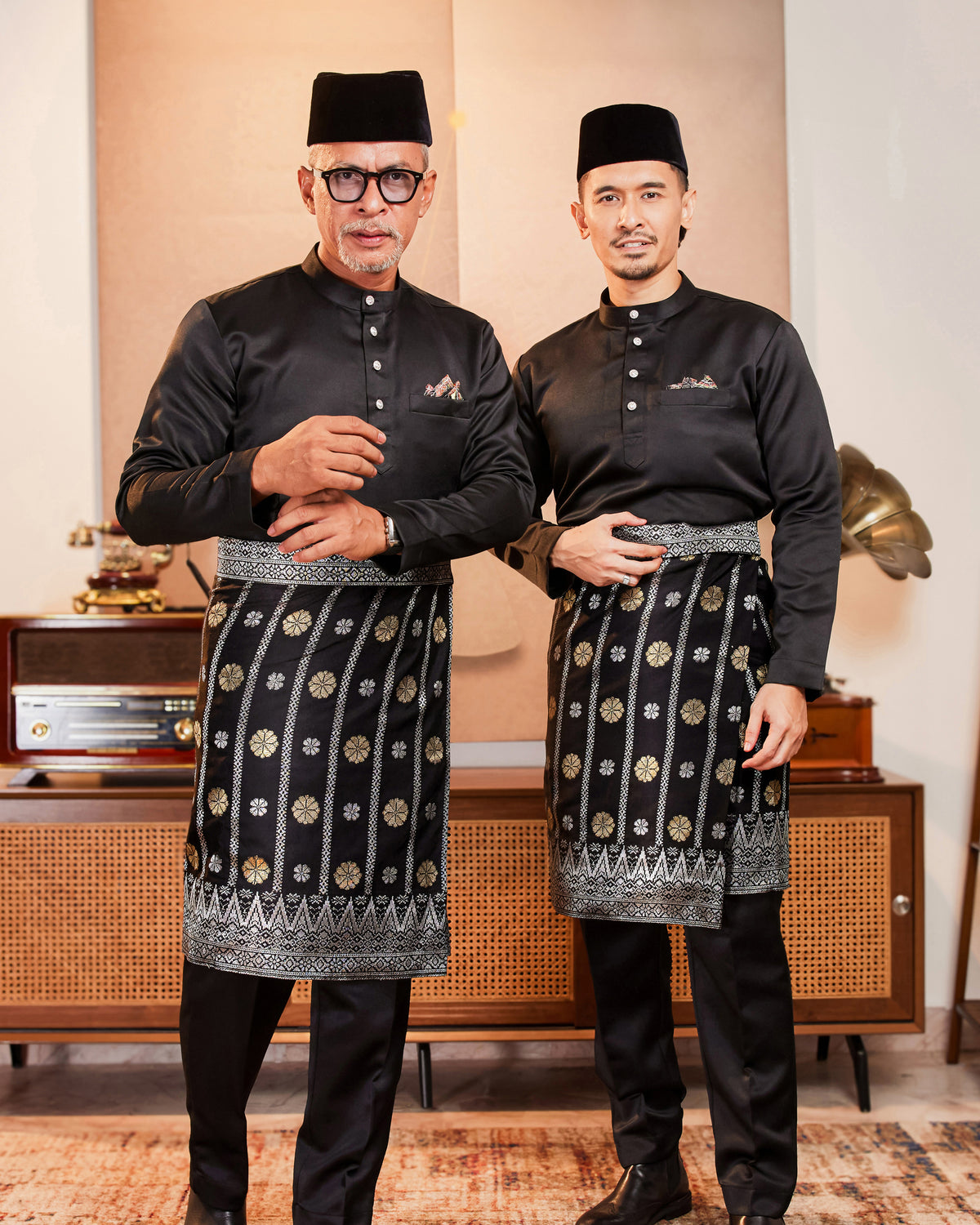 INSTANT SIGNATURE | Black Silver/Gold (SC119)