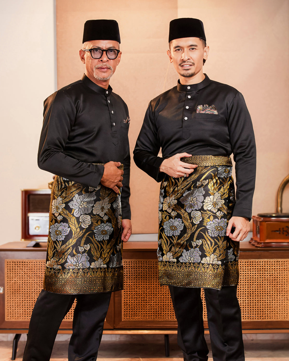 INSTANT MAJESTIC | Black Gold/Silver (SV130)