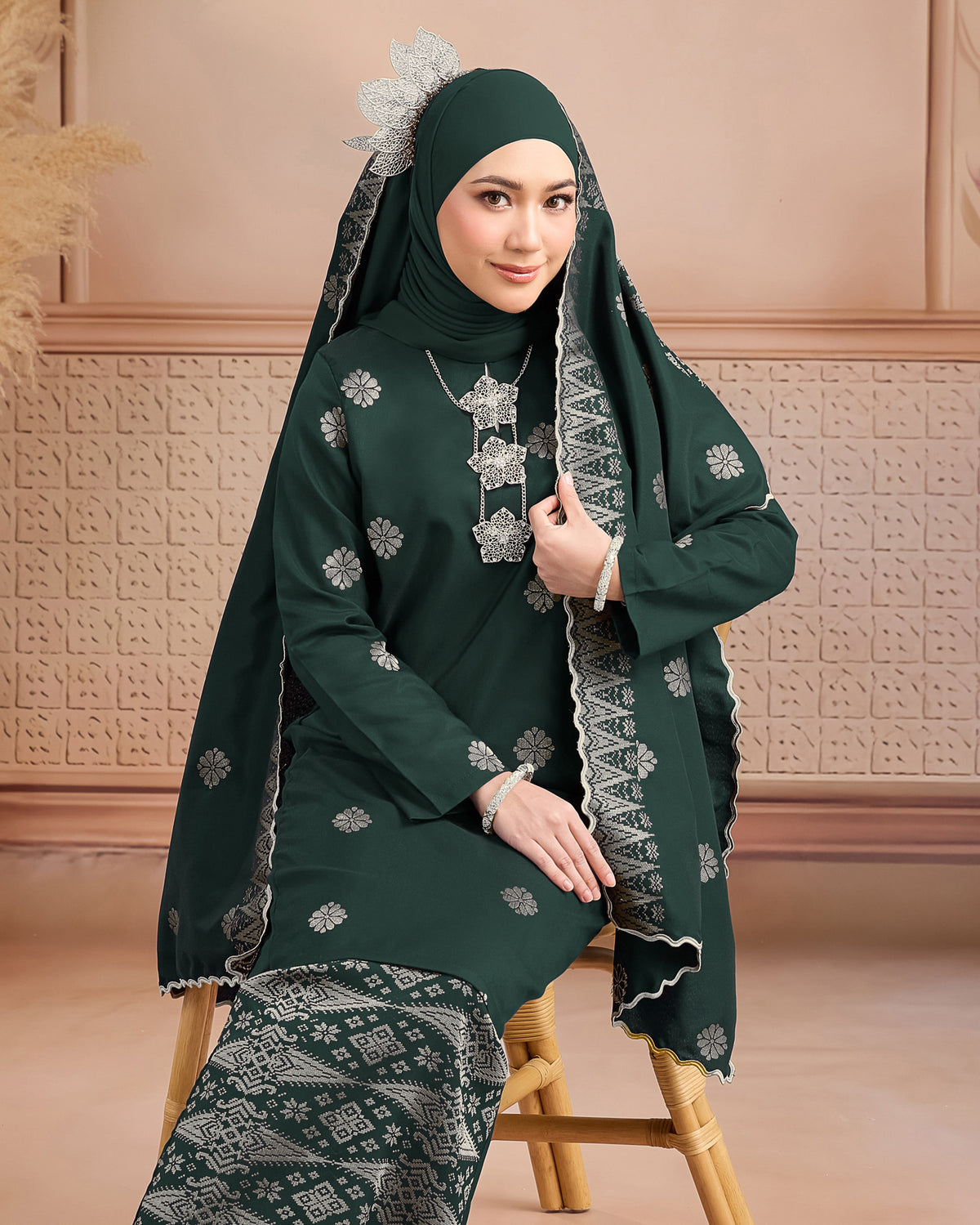 Selendang Songket | Dark Emerald Green Silver (Thalia)