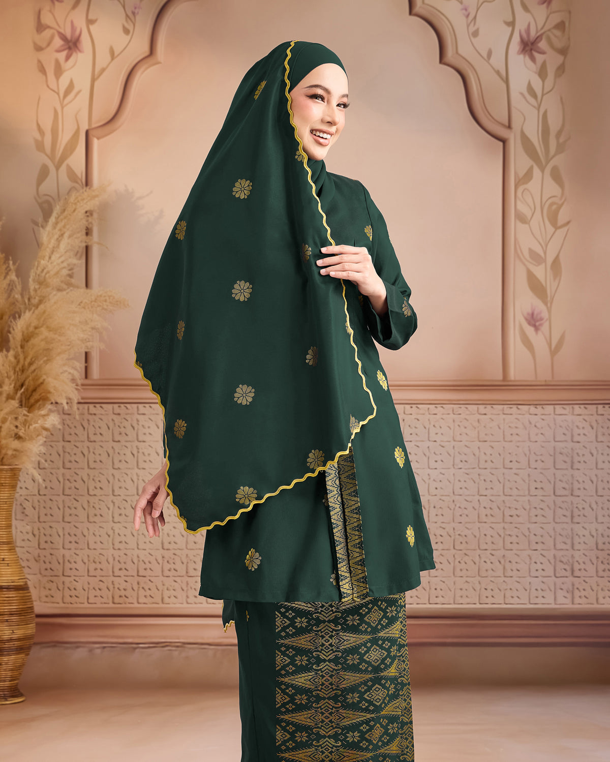 Selendang Songket | Dark Emerald Green Gold (Suri)