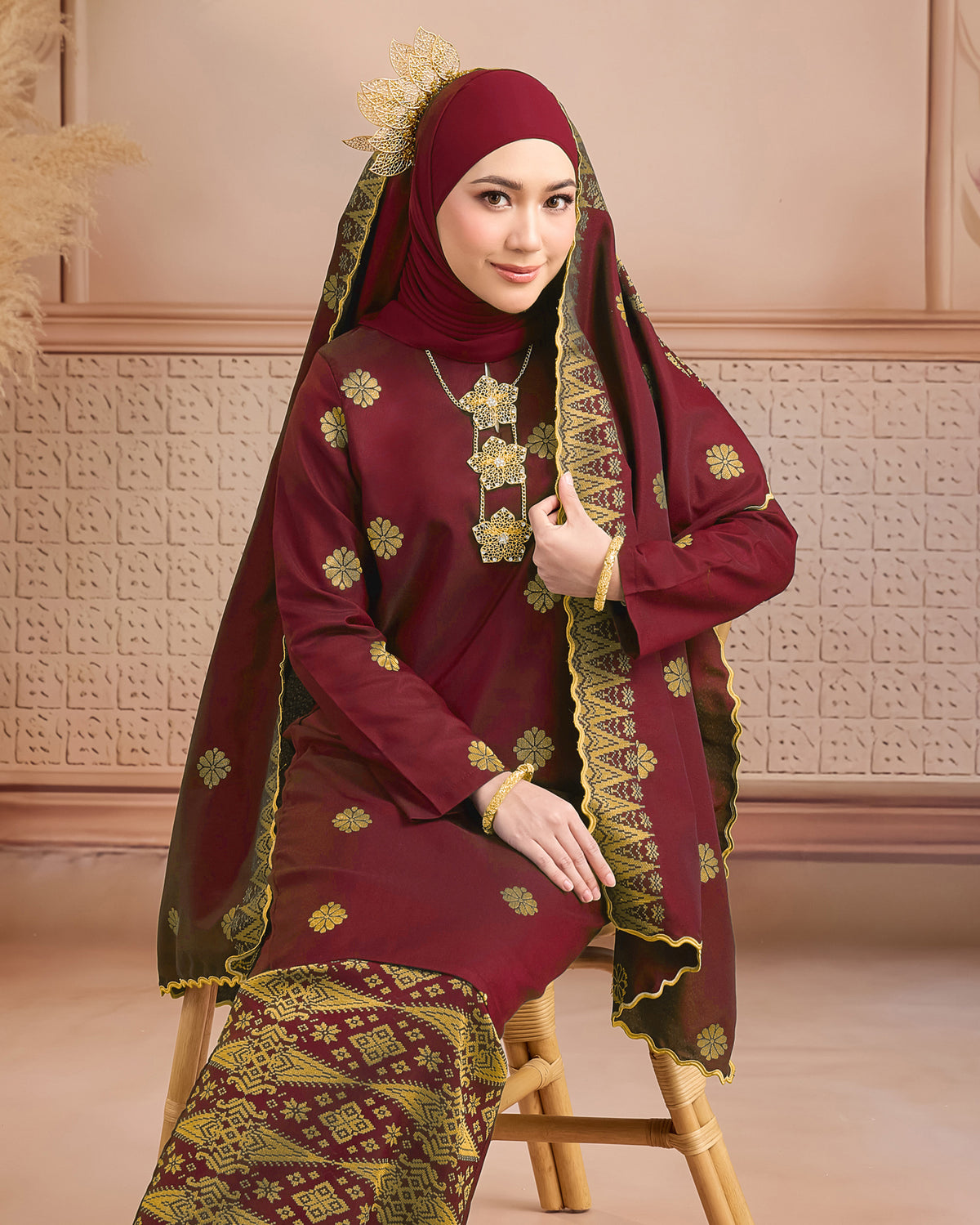 Selendang Songket | Maroon Gold  (Thalia)