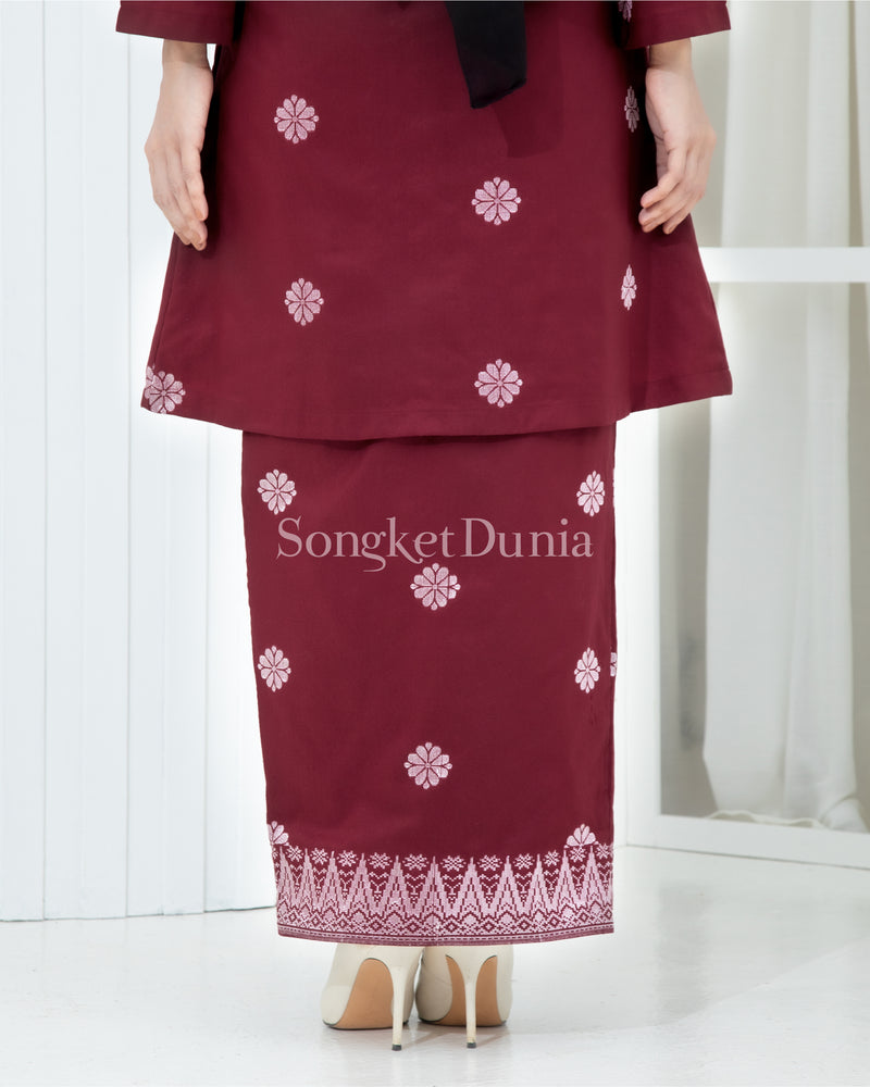 MAROON - SILVER | Kurung Anggun - Kebaya