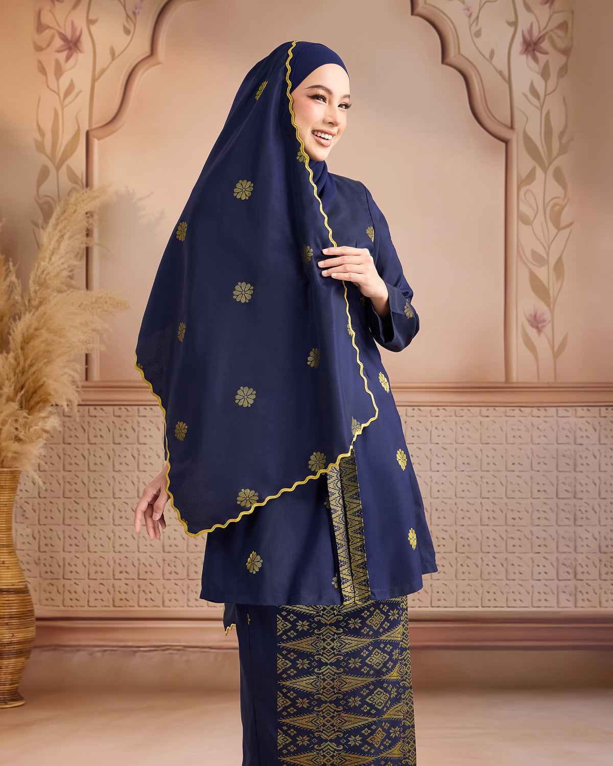 Selendang Songket | Navy Blue Gold (Suri)