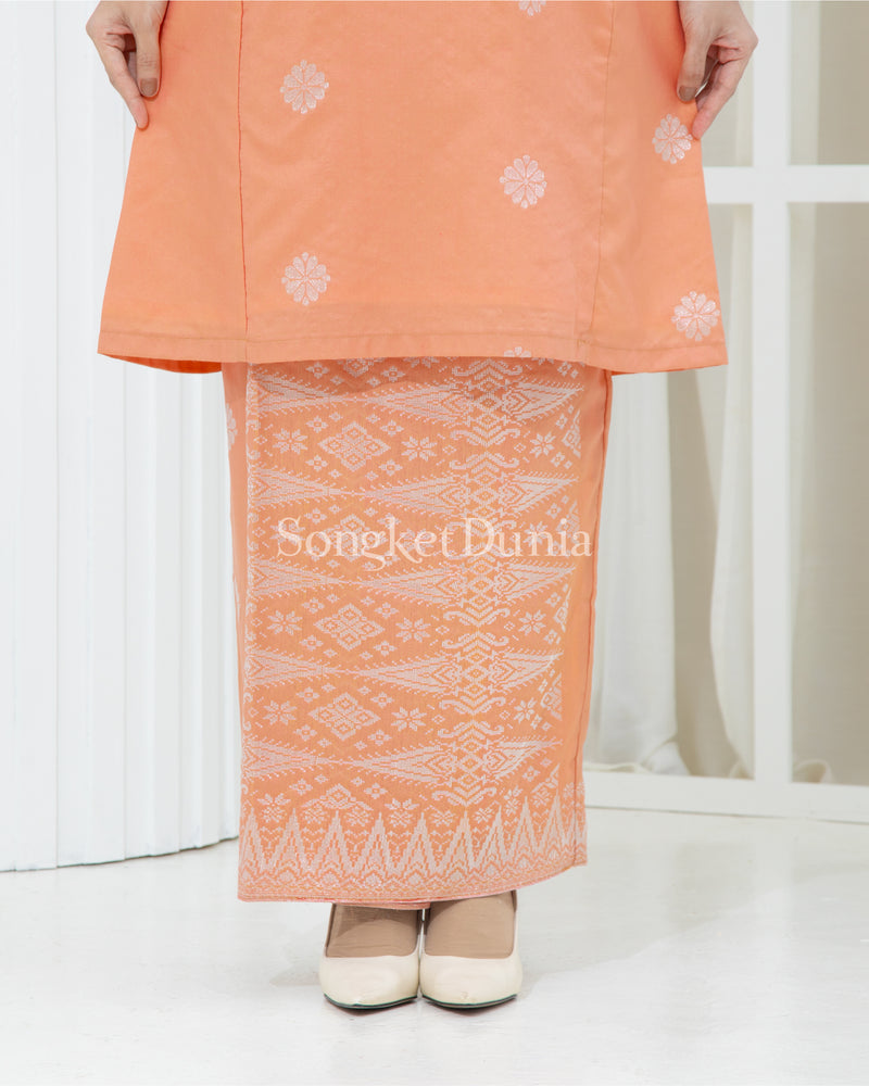 PEACH - SILVER | Kurung Suraya - Pesak Gantung