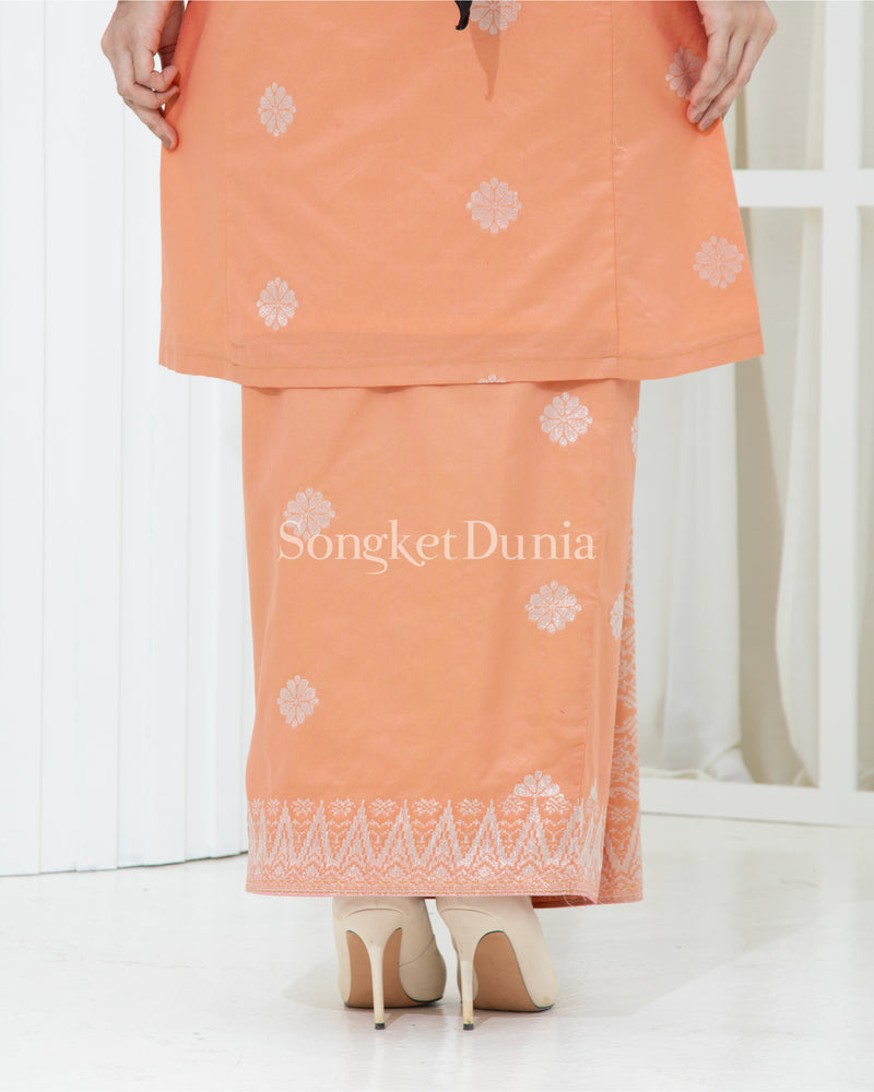 PEACH - SILVER | Kurung Suraya - Pesak Gantung