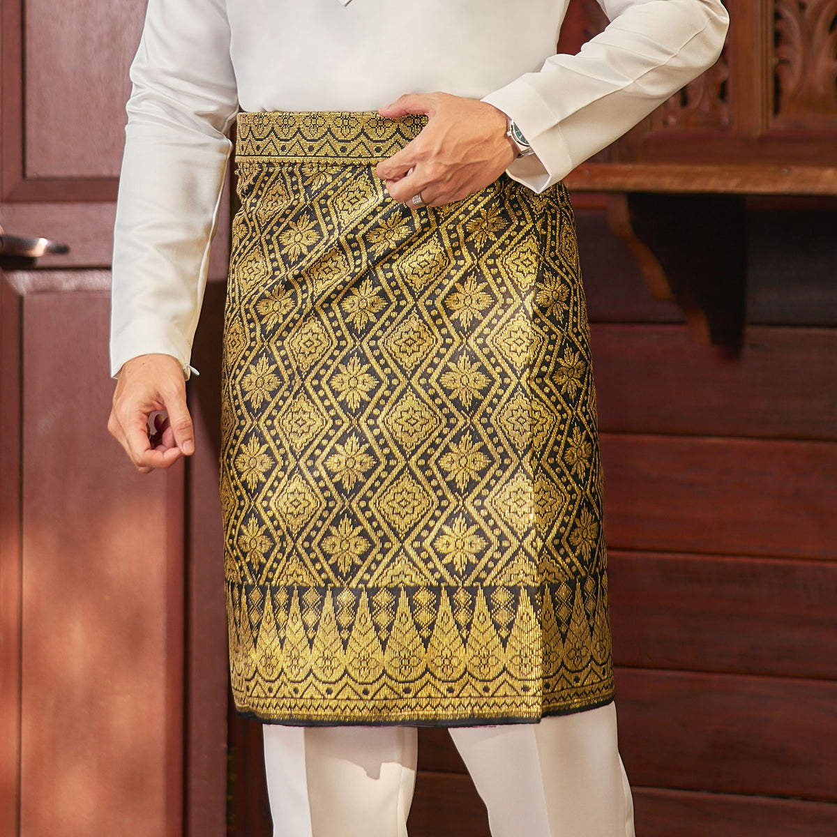 INSTANT CLASSIC | Black Gold (SB008)