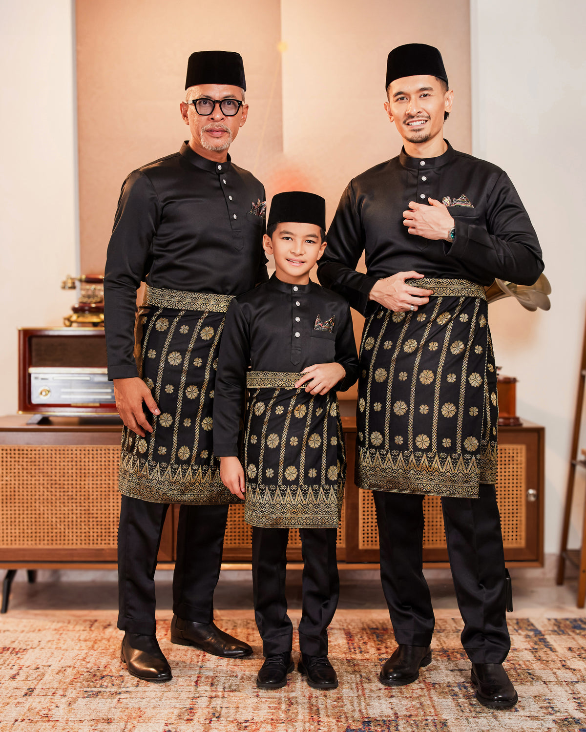 INSTANT SIGNATURE | Black Gold (SC63)