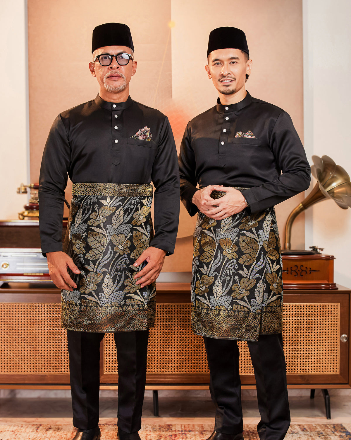 INSTANT MAJESTIC | Black Gold/Silver (SV83)