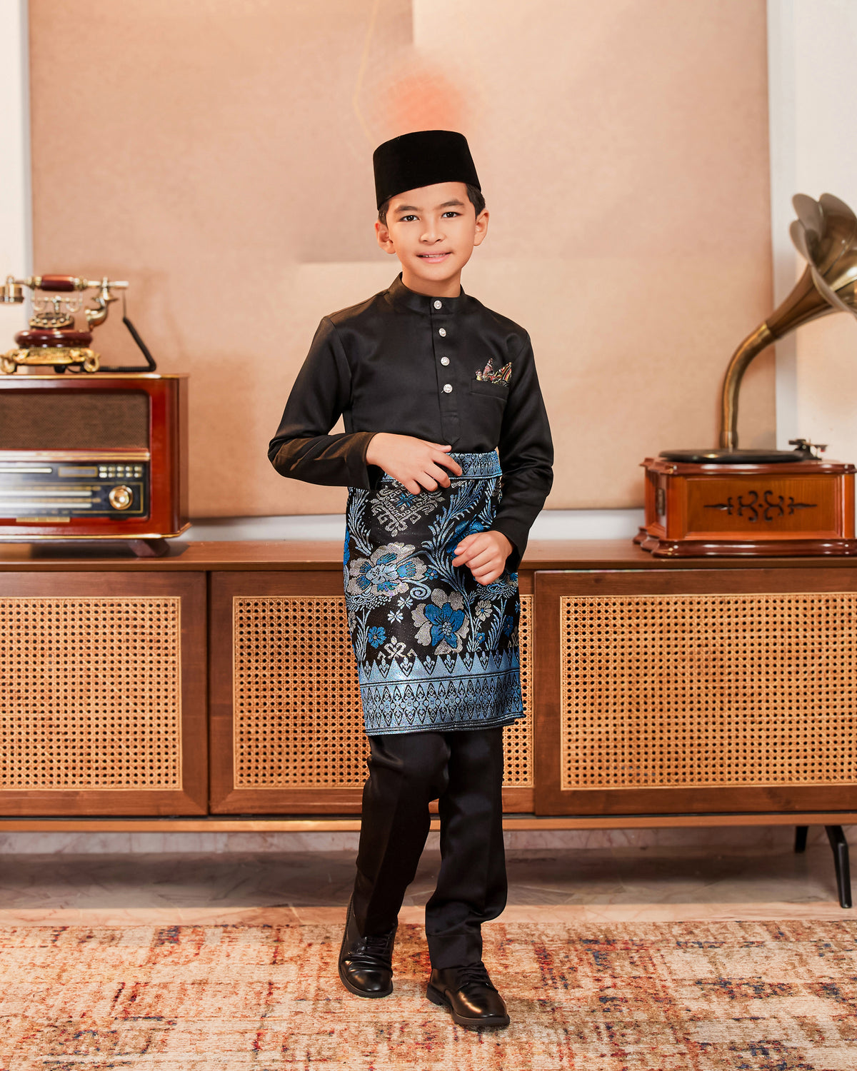 INSTANT MAJESTIC KIDS | Black Silver/Blue (SV89)