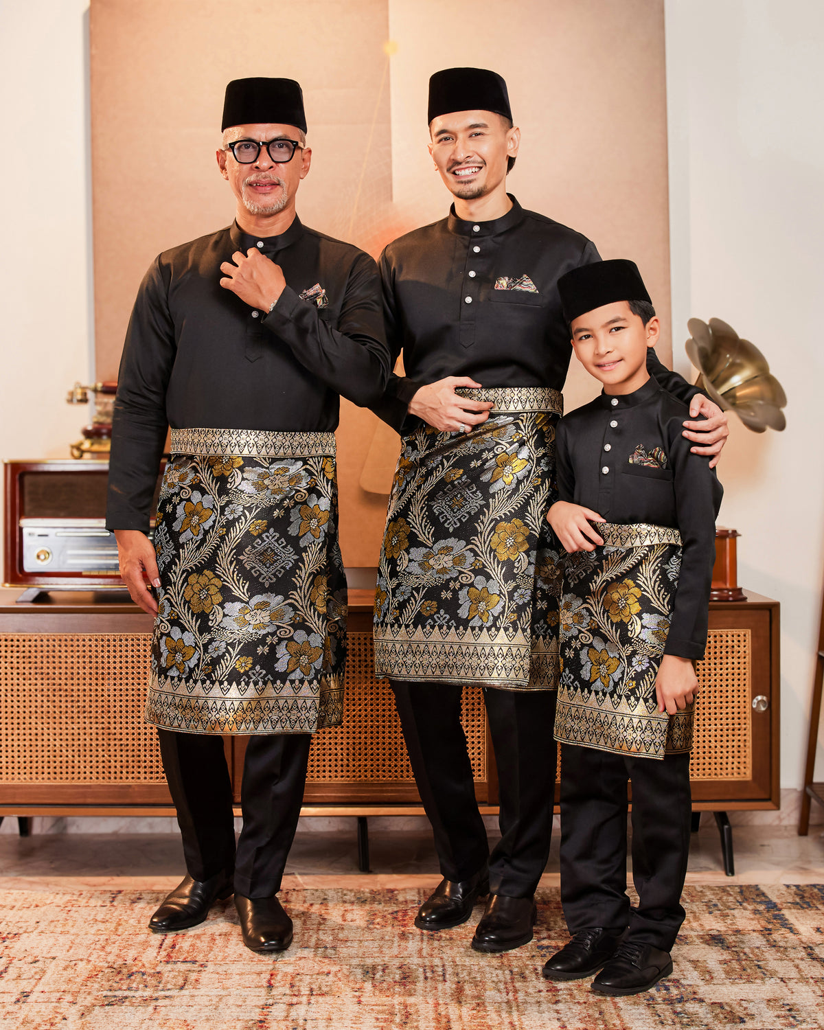 INSTANT MAJESTIC | Black Gold/Silver (SV71)