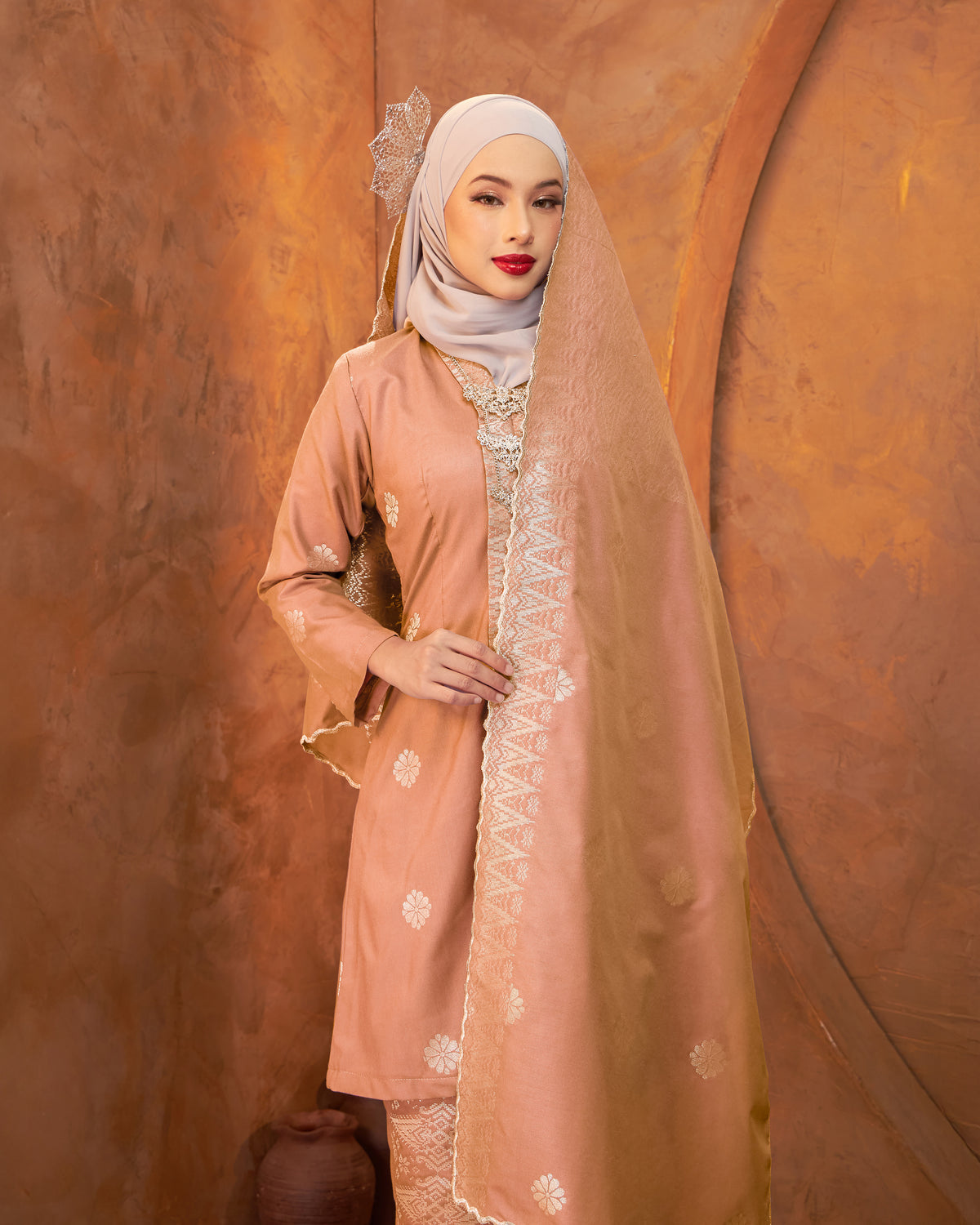 Selendang Songket | Peach Silver (Thalia)