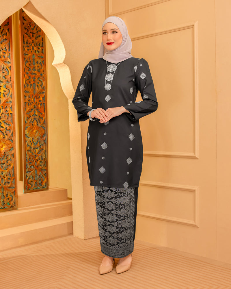 KURUNG INTAN (MODEN) - SONGKET TENUN ASLI | BLACK SILVER)